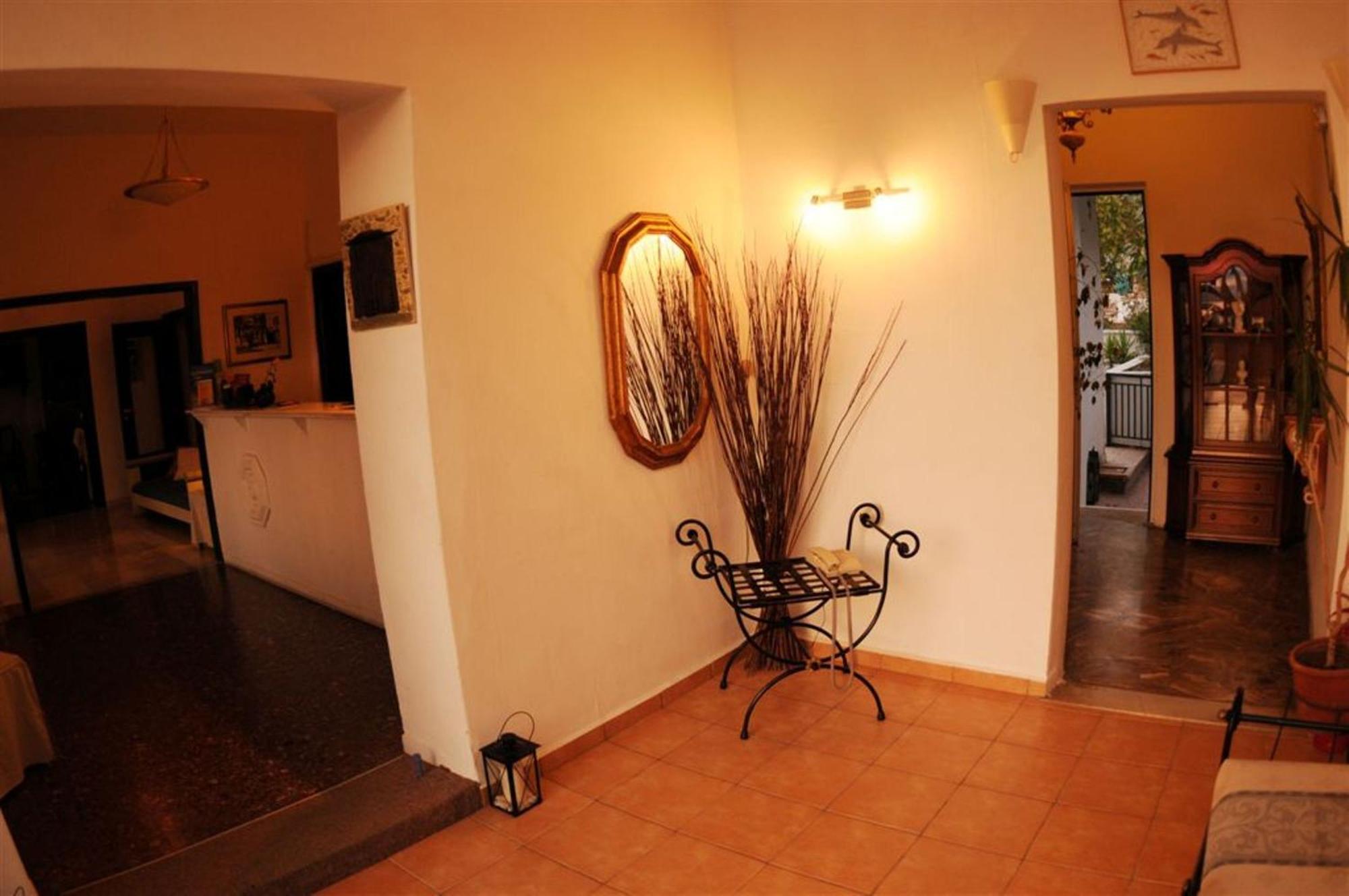 Hotel Akrotiri La Canée